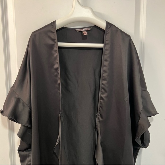 Victoria’s Secret Love Kimono Black Satin Robe - Picture 4 of 6